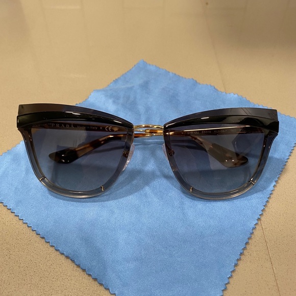 PRADA designer sunglasses - Picture 1 of 9